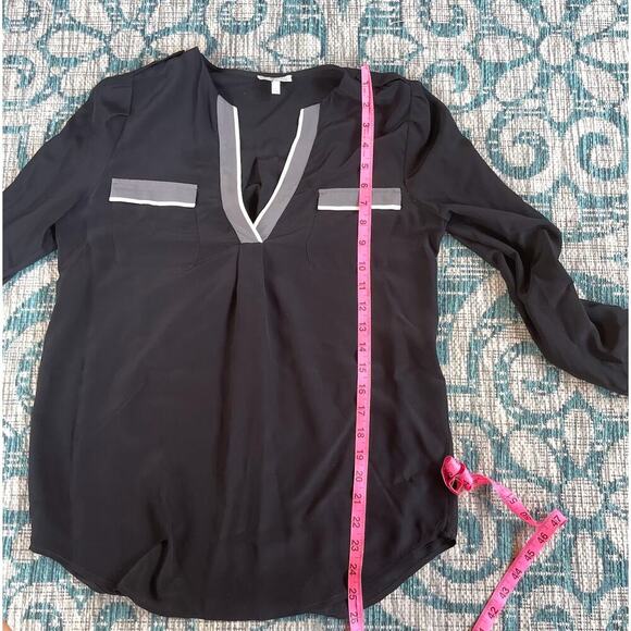 Joie 'Mystic' Black Silk Blouse - Contrast Trim V-Neck Long Sleeve Shirt - Picture 3 of 10